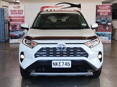 2021 Toyota RAV4 - Thumbnail