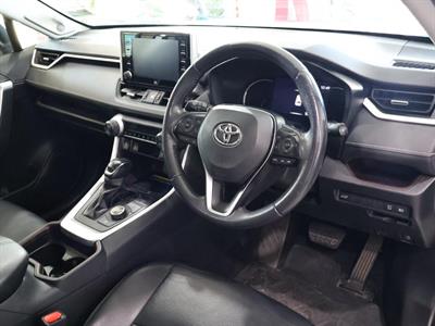 2021 Toyota RAV4 - Thumbnail