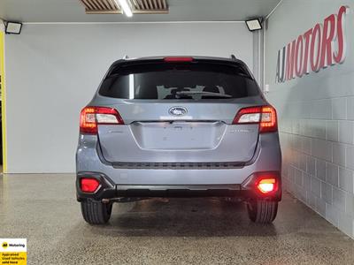 2016 Subaru Outback - Thumbnail