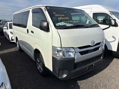 2021 Toyota Hiace - Thumbnail