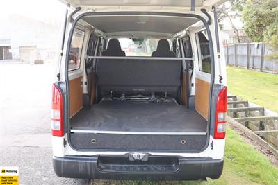 2021 Toyota Hiace - Thumbnail