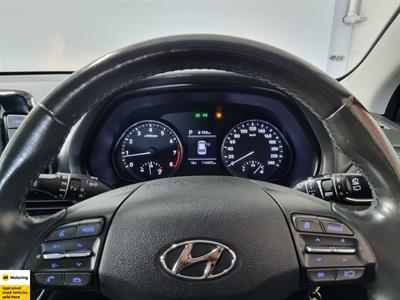 2021 Hyundai i30 - Thumbnail