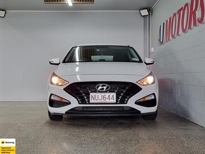 2021 Hyundai i30 - Thumbnail