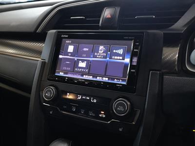 2018 Honda Civic - Thumbnail