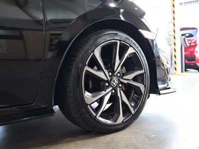 2018 Honda Civic - Thumbnail