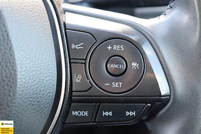 2021 Toyota RAV4 - Thumbnail