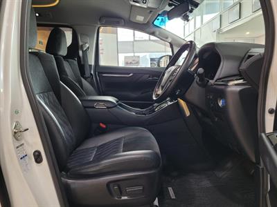 2016 Toyota Vellfire - Thumbnail