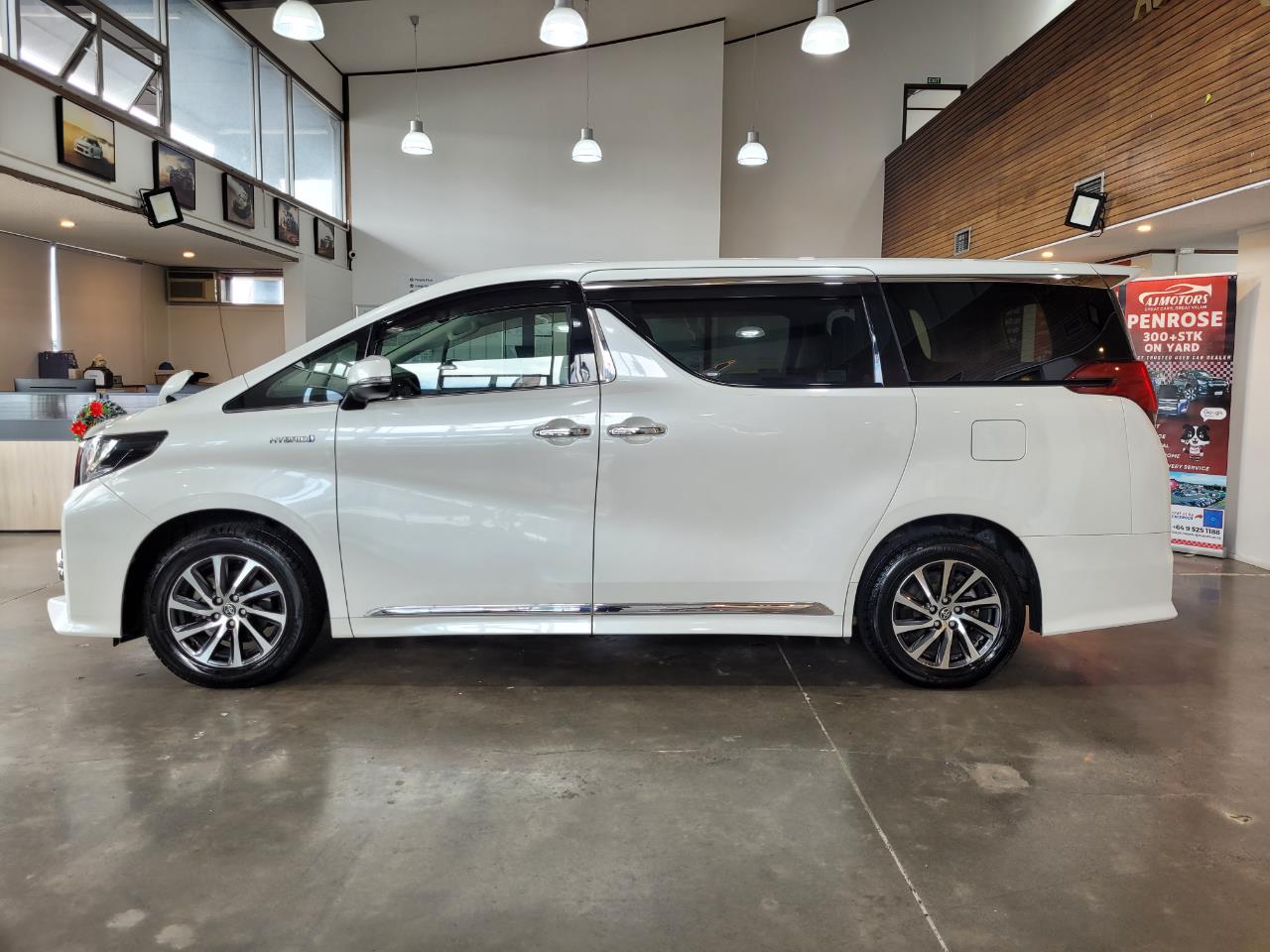 2016 Toyota Vellfire