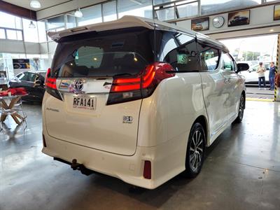 2016 Toyota Vellfire - Thumbnail