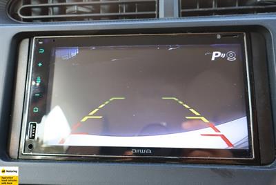 2018 Toyota Aqua - Thumbnail