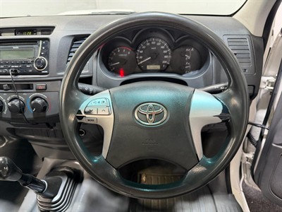 2011 Toyota Hilux - Thumbnail