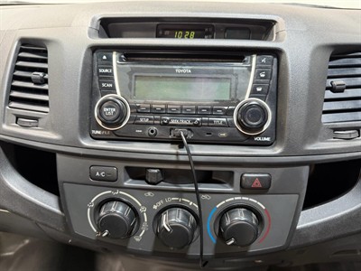 2011 Toyota Hilux - Thumbnail