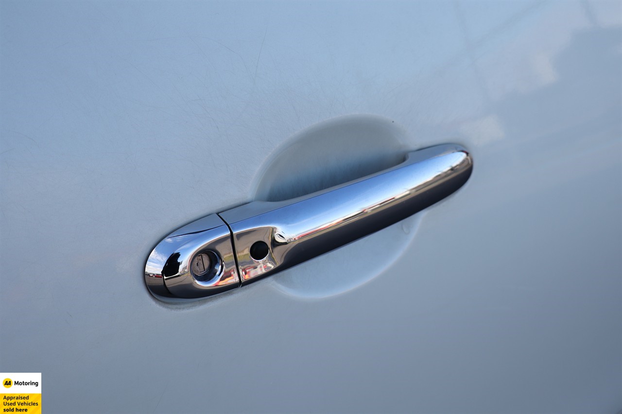 2013 Nissan Latio
