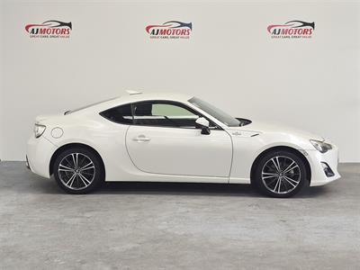 2012 Toyota 86 - Thumbnail