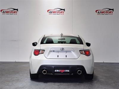 2012 Toyota 86 - Thumbnail