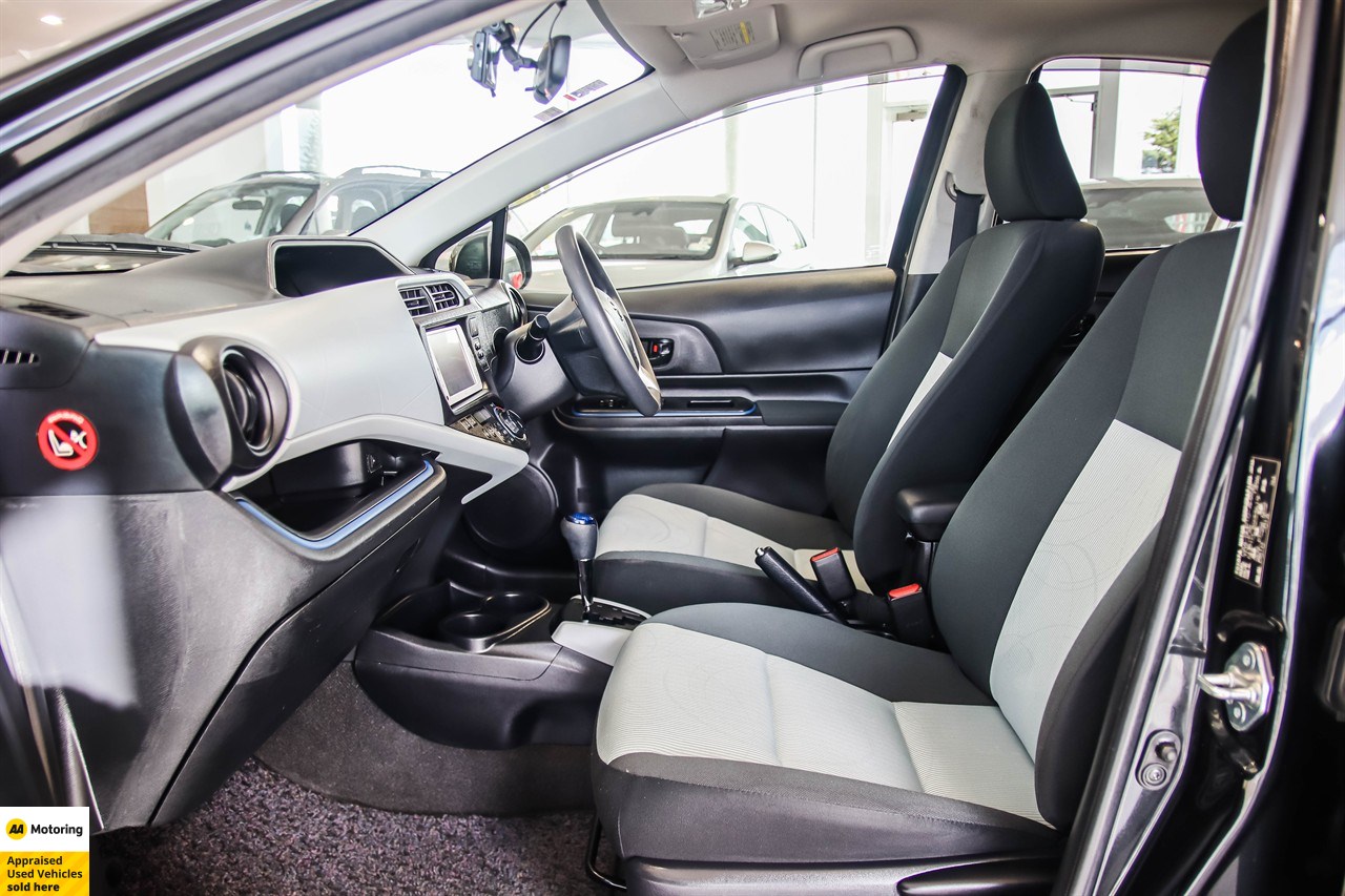 2013 Toyota Aqua