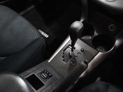 2006 Toyota RAV4 - Thumbnail