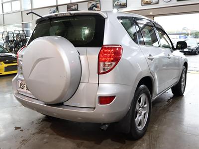 2006 Toyota RAV4 - Thumbnail