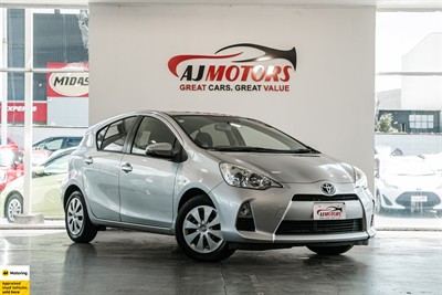 2014 Toyota Aqua - Thumbnail