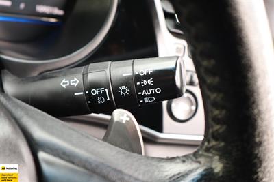 2015 Honda Grace - Thumbnail