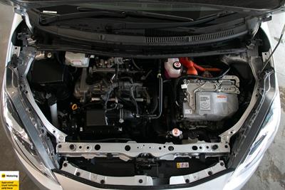 2020 Toyota Aqua - Thumbnail