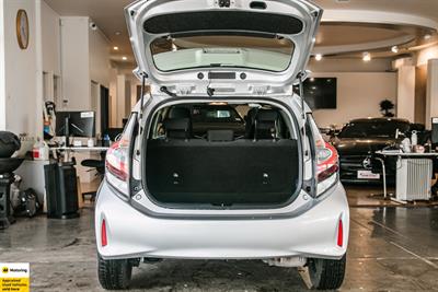 2020 Toyota Aqua - Thumbnail