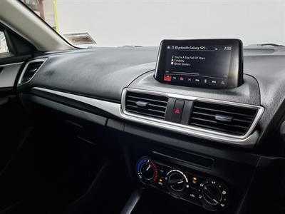 2018 Mazda Axela - Thumbnail