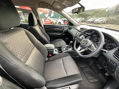 2022 Nissan X-Trail - Thumbnail