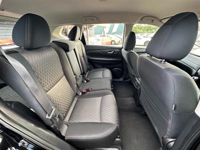 2022 Nissan X-Trail - Thumbnail
