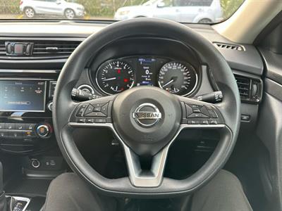 2022 Nissan X-Trail - Thumbnail