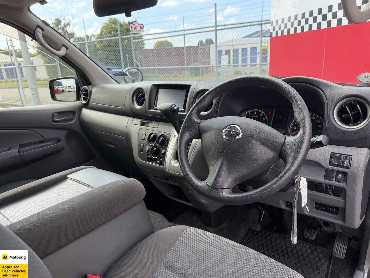 2017 Nissan NV350