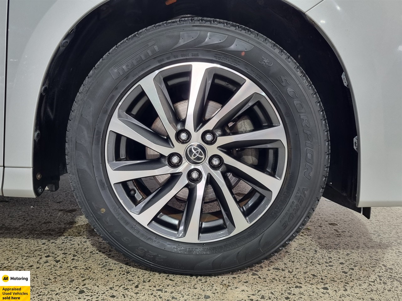 2015 Toyota Alphard