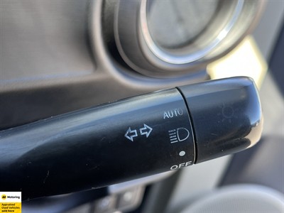 2012 Toyota Aqua - Thumbnail