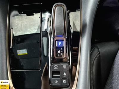 2024 Toyota Alphard - Thumbnail