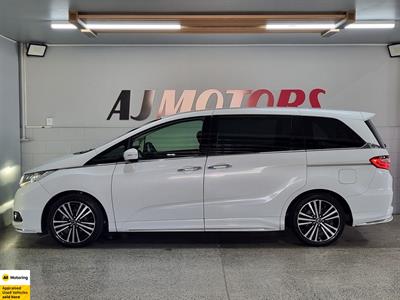 2014 Honda Odyssey - Thumbnail