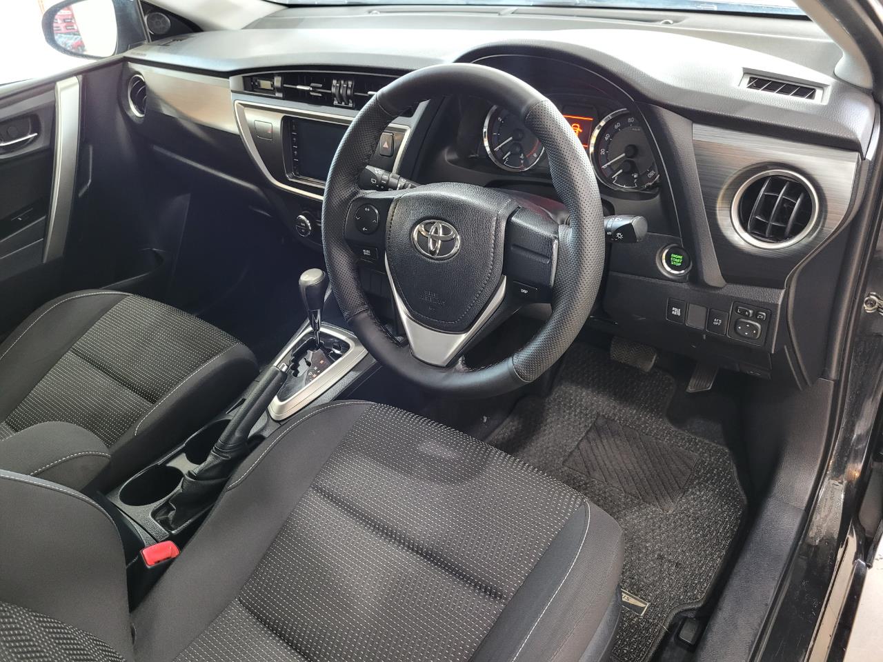 2013 Toyota Auris