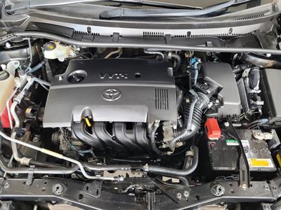 2013 Toyota Auris - Thumbnail