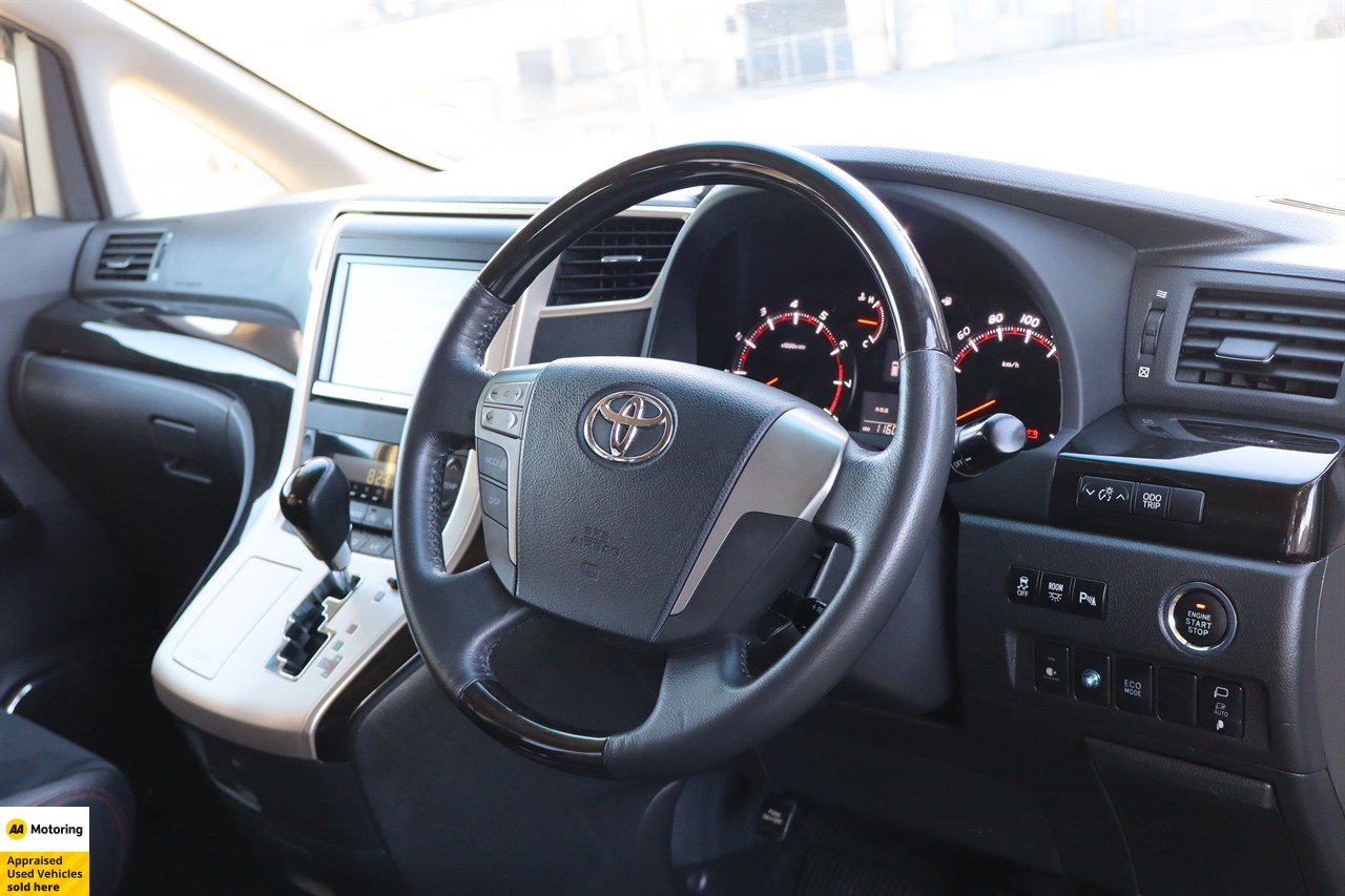 2012 Toyota Vellfire