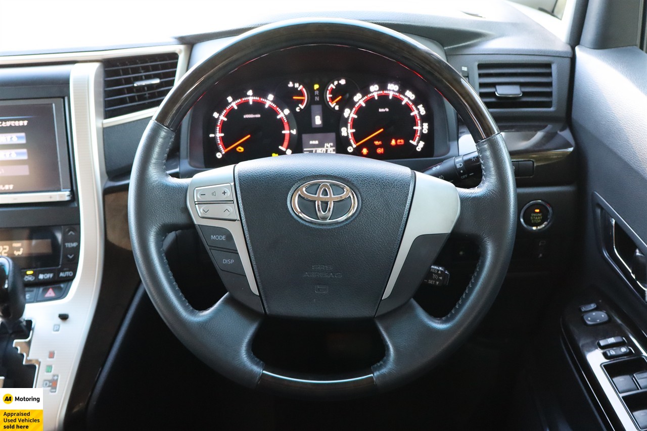 2012 Toyota Vellfire