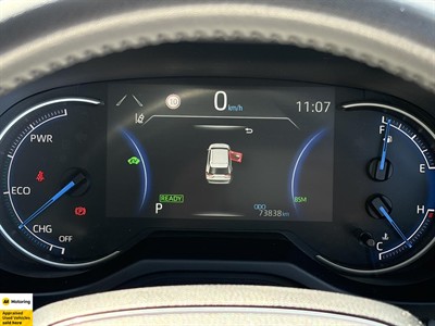 2022 Toyota RAV4 - Thumbnail