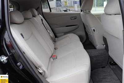 2016 Nissan Leaf - Thumbnail