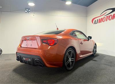 2012 Toyota 86 - Thumbnail