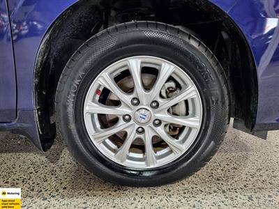 2018 Nissan Serena - Thumbnail