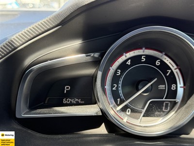 2014 Mazda Axela - Thumbnail