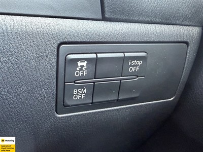 2014 Mazda Axela - Thumbnail