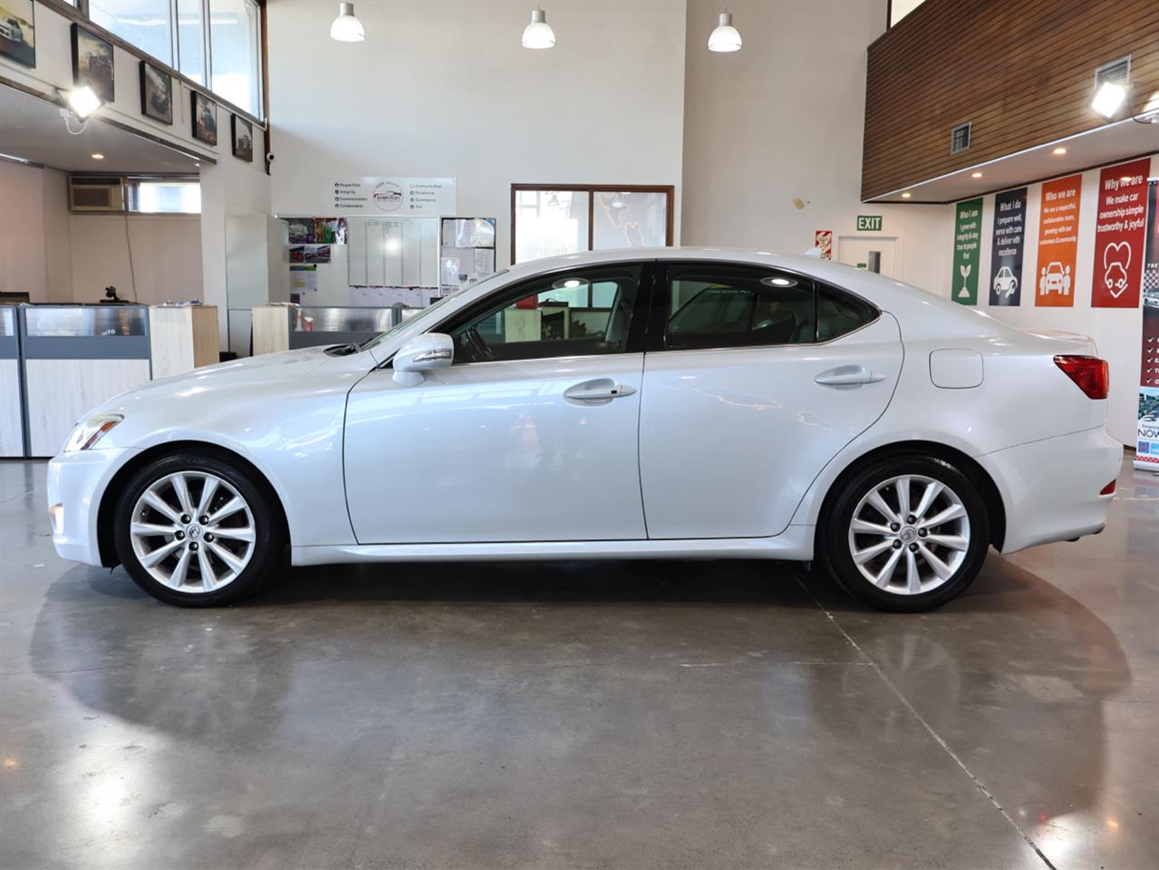 2009 Lexus IS