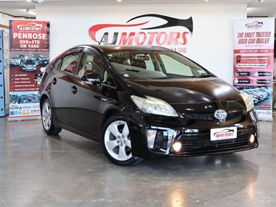 2012 Toyota Prius - Thumbnail