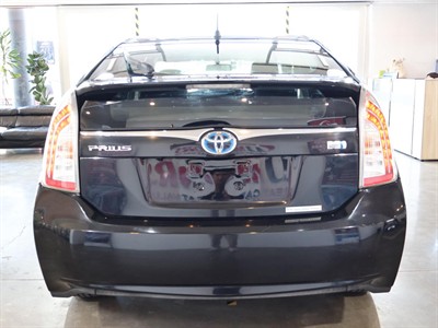 2012 Toyota Prius - Thumbnail