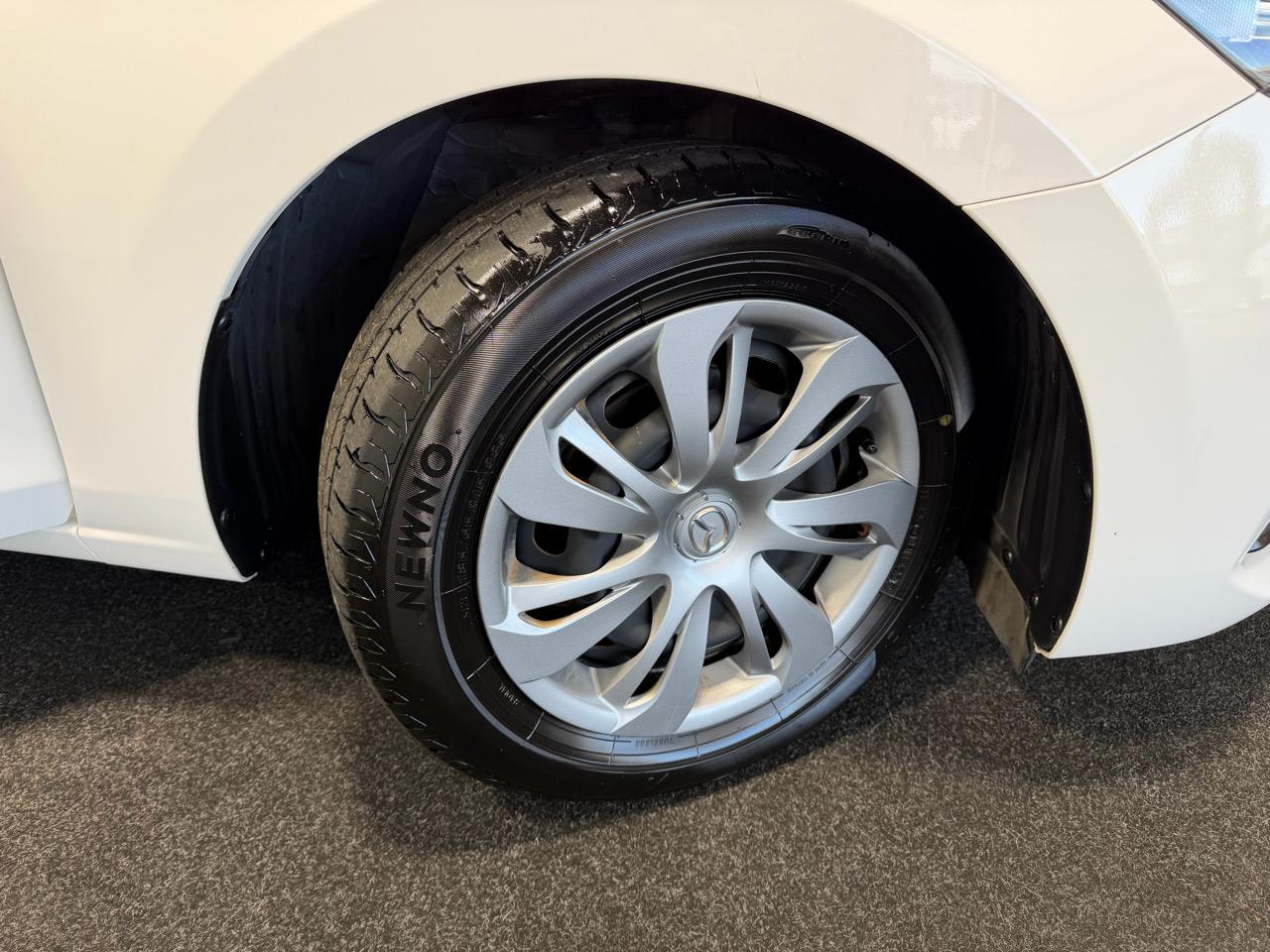 2021 Mazda MAZDA2