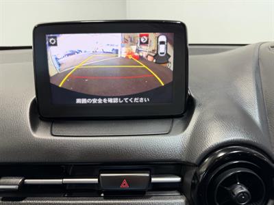 2021 Mazda MAZDA2 - Thumbnail